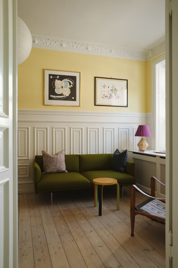 photograph by caroline parkel, from a textile collector’s colorful family apa 17