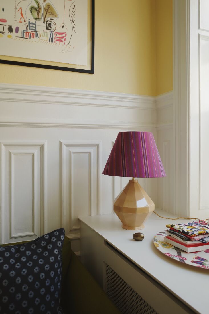 the cushions and ceramic table lamp are both from helle thygesen, a friend and 25