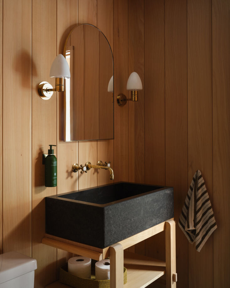 a vintage hans agne jakobsson sconce in another bathroom in the house. 36