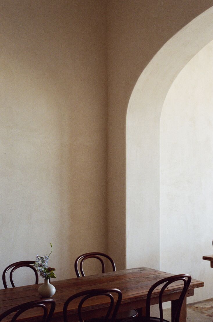 \2\20;we wanted the spaces to feel like a real mix of the mediterranean  26
