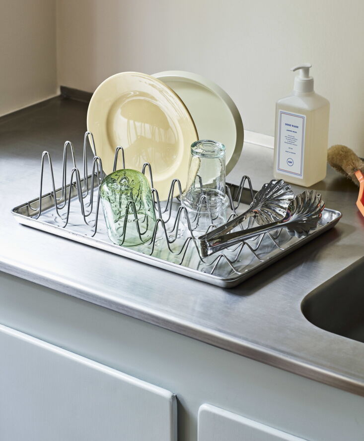 there\2\17;s something appealingly retro about this all stainless drying 23