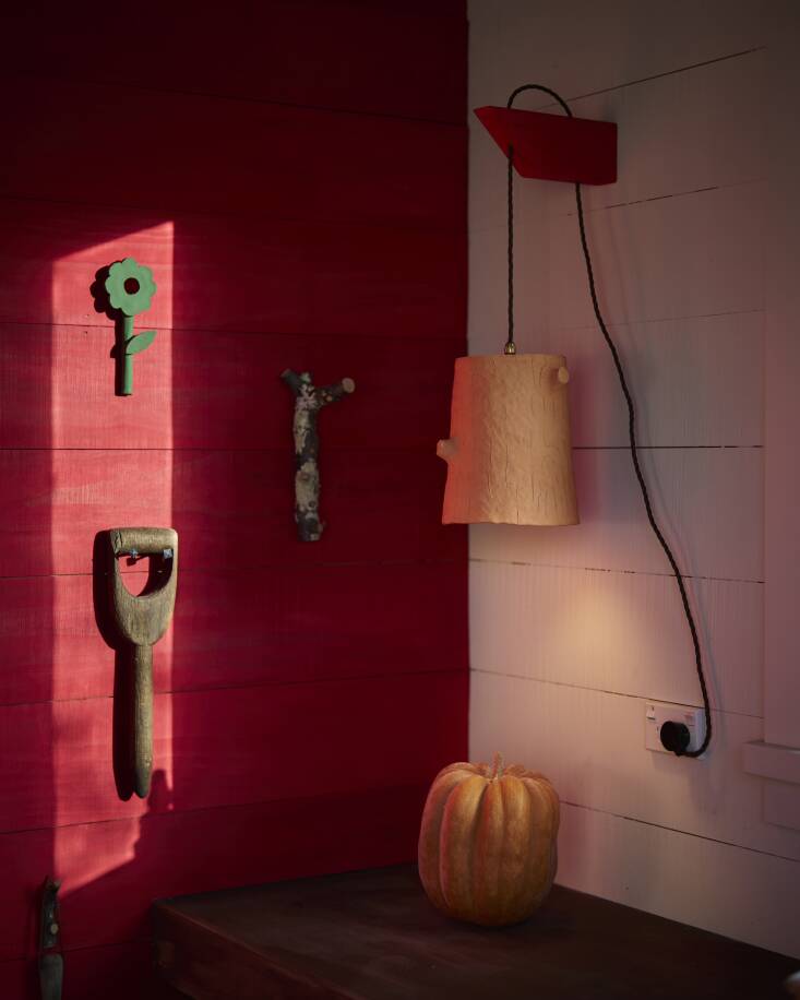 leanne was a graphic designer, interior designer, and stylist until she moved t 22