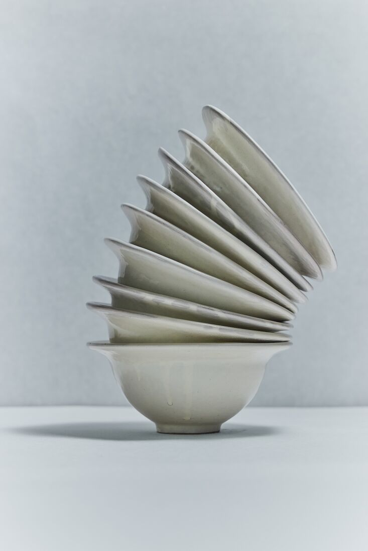 tall bowls are \$\175 each. writes simone on instagram: \2\20;i had a ve 22