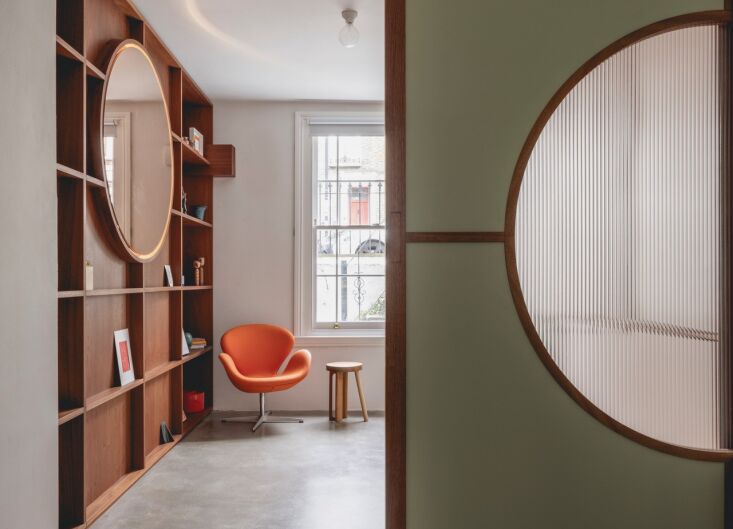 the 59\2 square foot lower ground floor flat had originally been divided into a 17