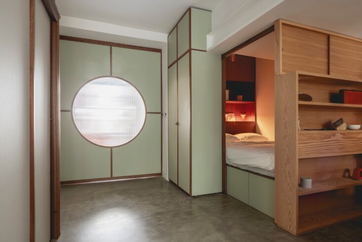 a view into one of the enclosed bedroom spaces. 34