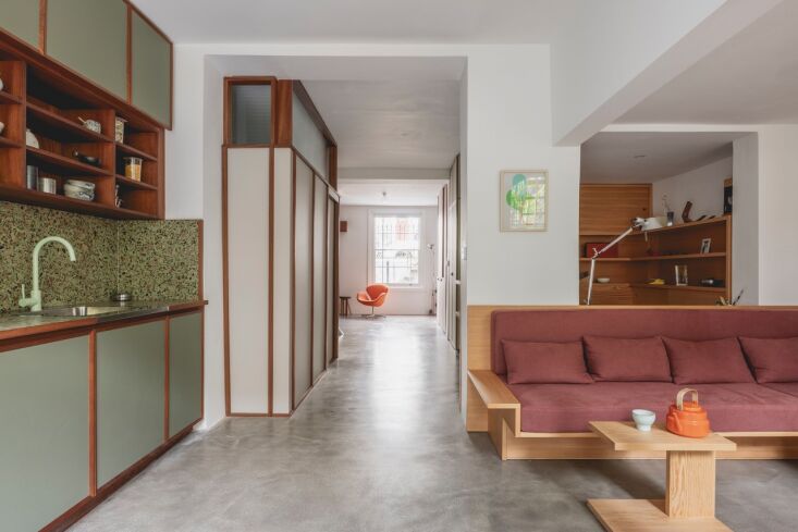 horizontal lines, vertical planes, and restrained blocks of color subtly refere 19
