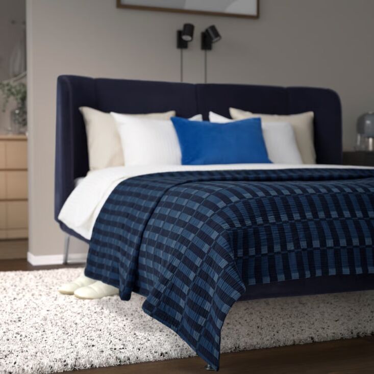 above: \2\20;i recently bought this indigo quilt from ikea to protect ou 32